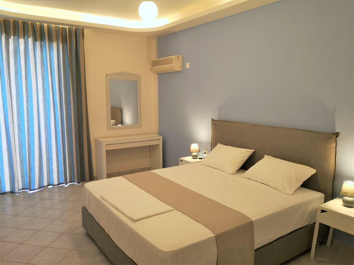 Neorio Studios Poros Town Esterno foto
